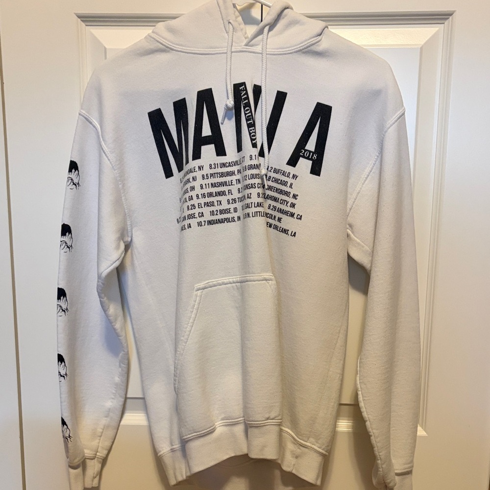 RARE Fall Out Boy 2018 tour merch white sweatshirt